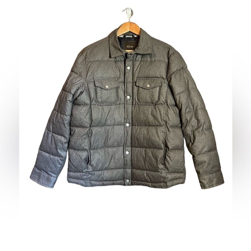 Tasso Elba mens brown puff coat. Size large